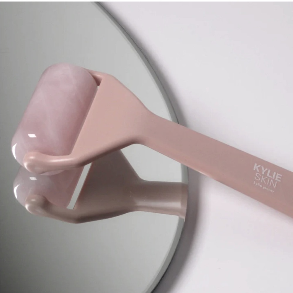 Kylie Cosmetics Rose Quartz Roller